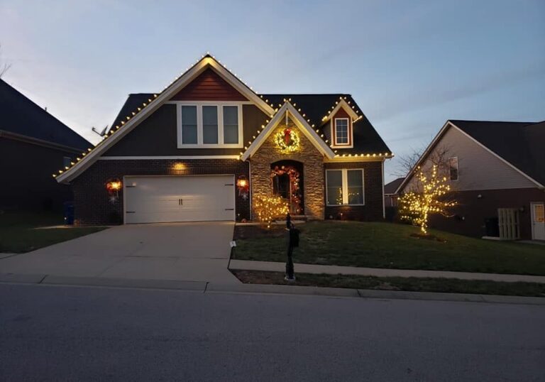 Professional Christmas Lighting Installation in Del City OK