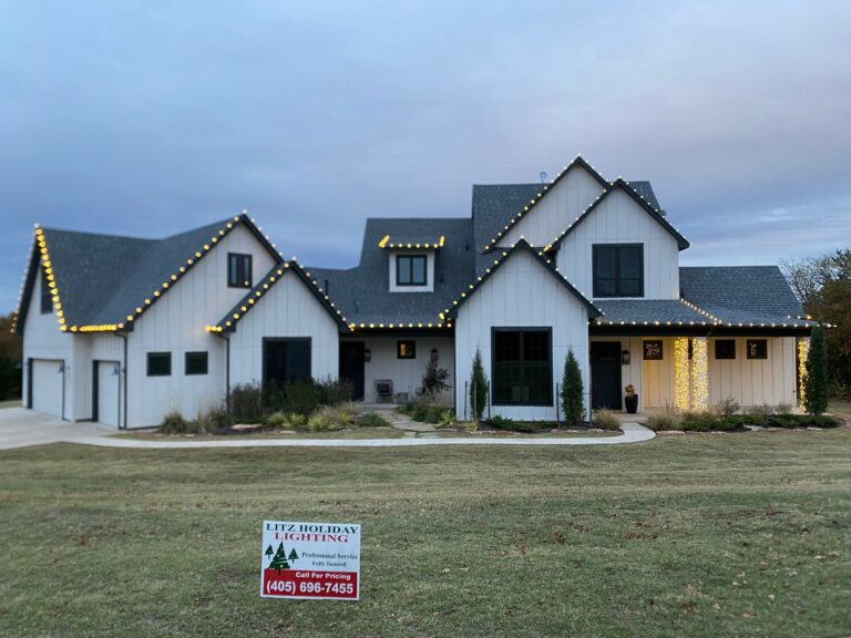 Professional christmas lights installation in Piedmont OK